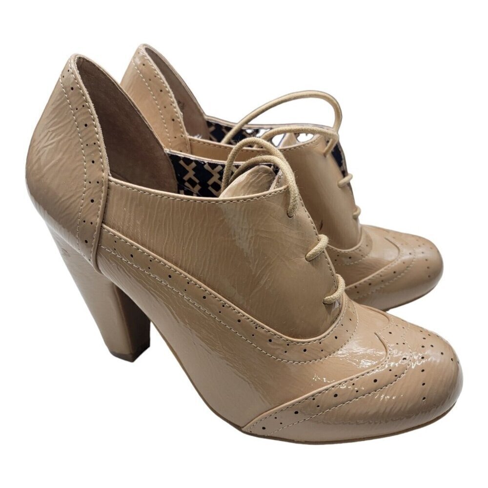 London Rebel Shoes Womens Size 7.5 Caleb Taupe Patent Shiny Wing Tip Booties